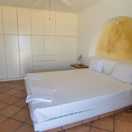 Aegean Pearl * Páros